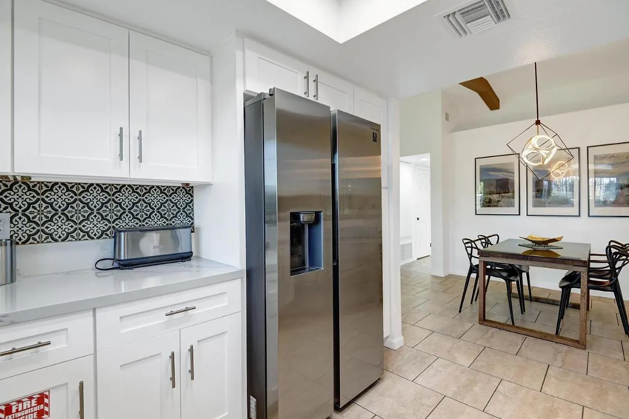 Mesquite Bungalow Bliss Palm Springs ABD
